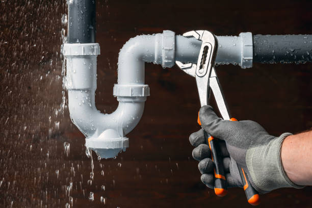 Professional Gas Line Repair technician working in Thorndike, MA